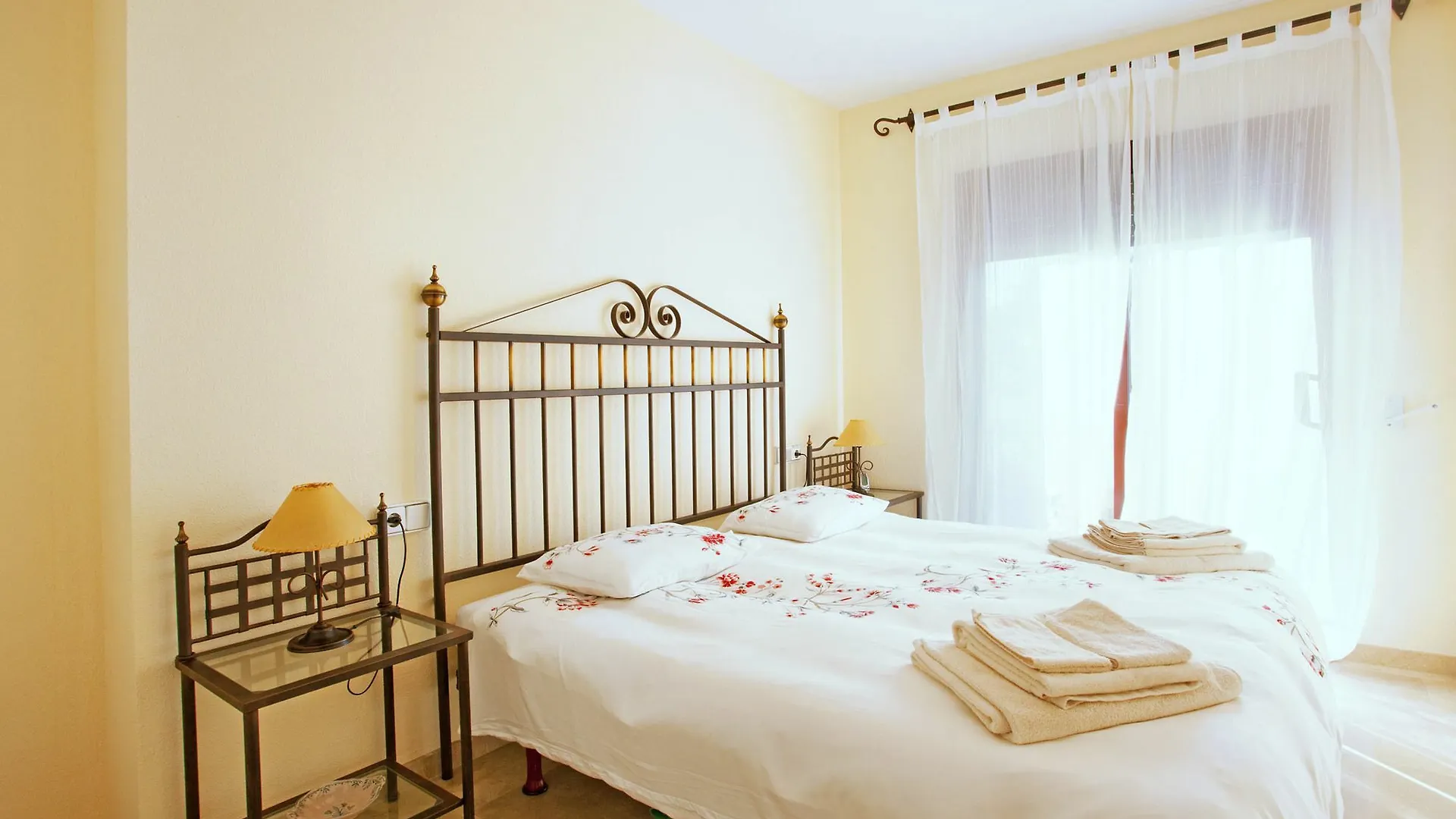 Coto Real Apartment 马尔韦利亚